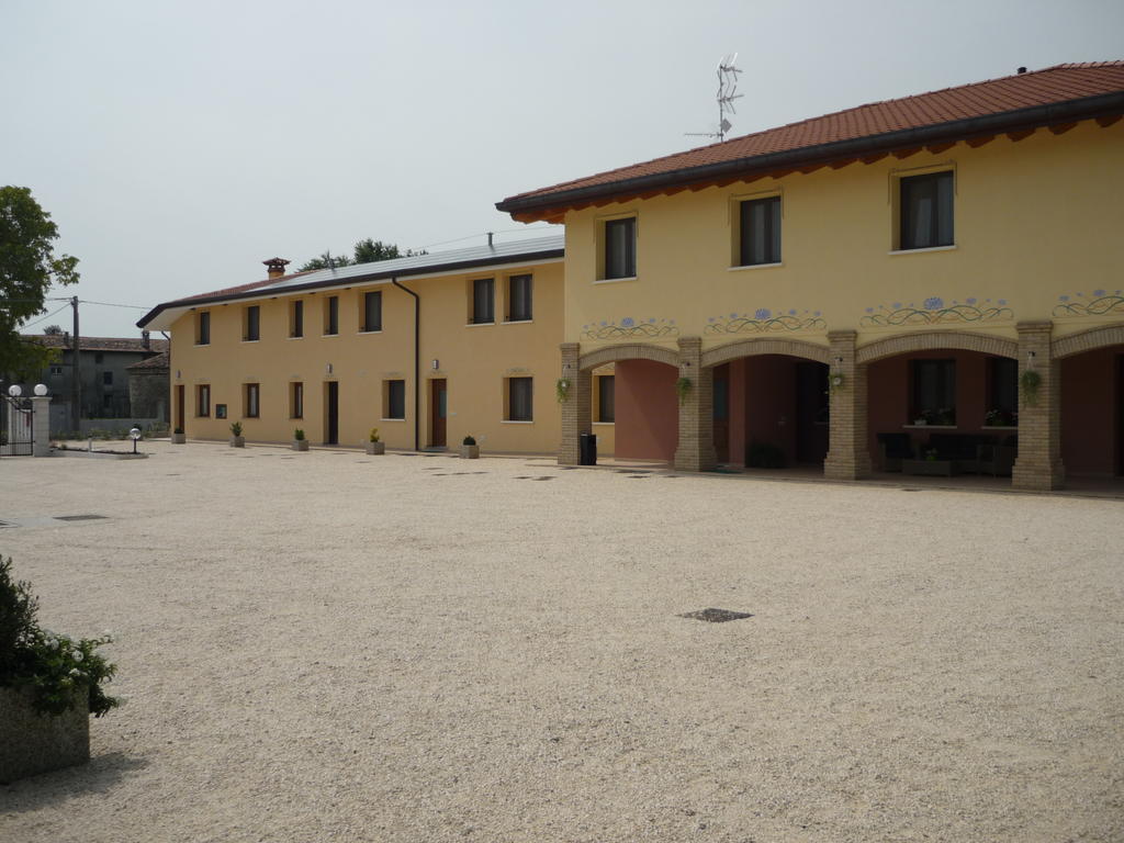Agriturismo Ai Laghi Pocenia エクステリア 写真