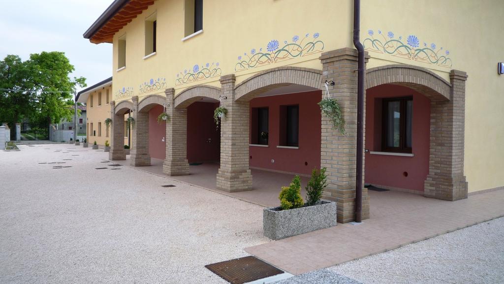 Agriturismo Ai Laghi Pocenia エクステリア 写真