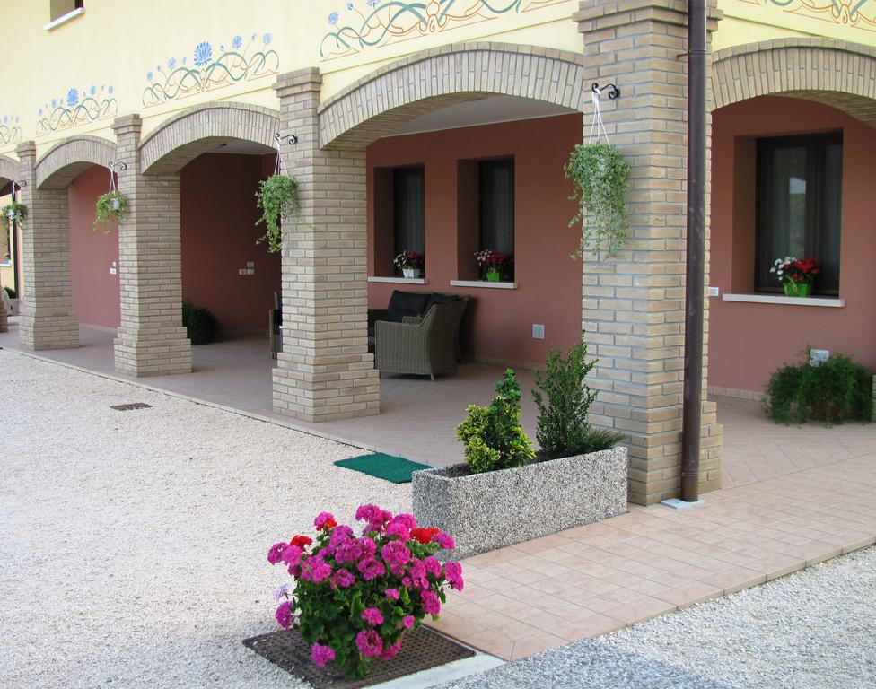 Agriturismo Ai Laghi Pocenia エクステリア 写真